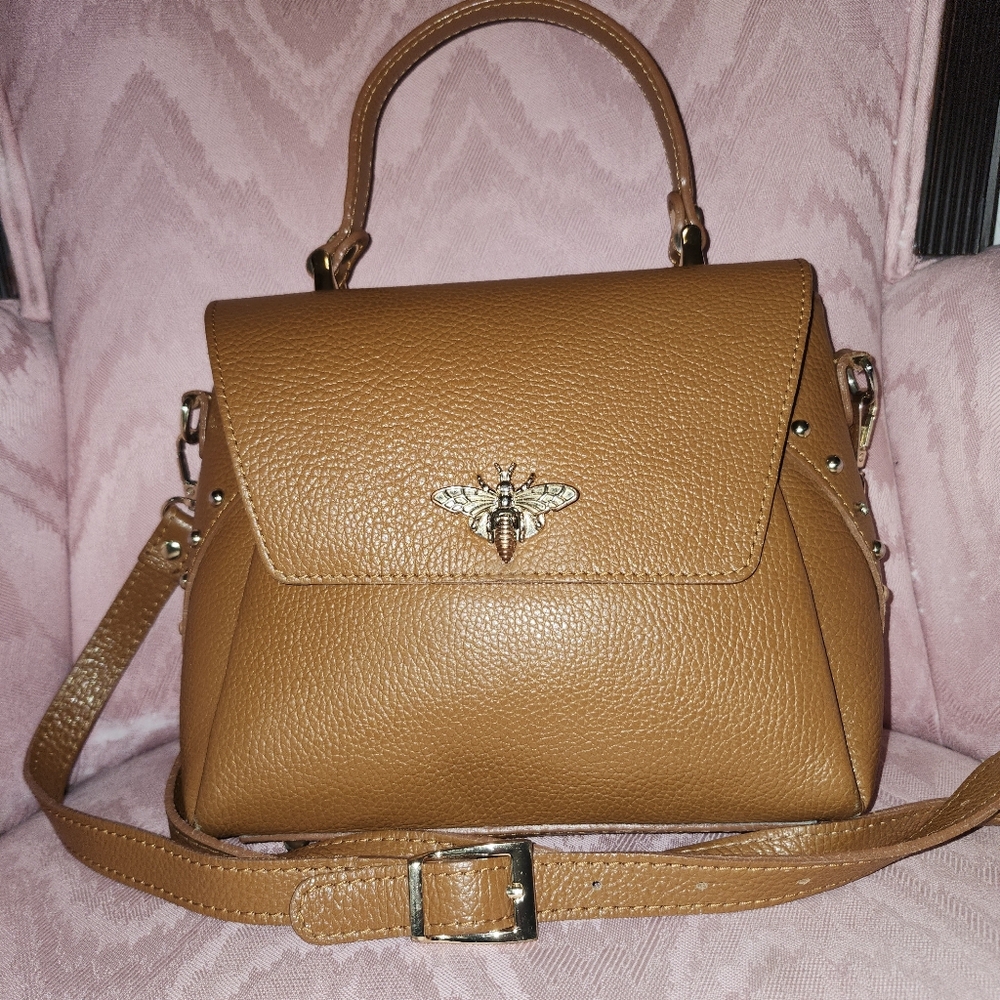 Vera Pelle Tan Top-Handle Satchel with Bee Accent